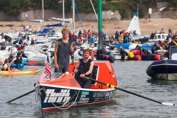 Самые молодые британцы, которые переплыли Атлантический океан на лодке
