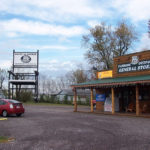 В США создали кресло-качалку рекордных размеров В США создали кресло-качалку рекордных размеров