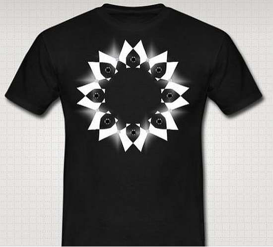 Компания Superlative Luxury создала самую дорогую футболку в мире