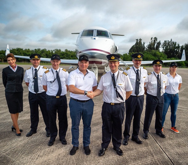 Самое быстрое кругосветное путешествие на самолете