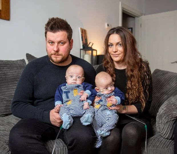 Самые маленькие новорожденные близнецы