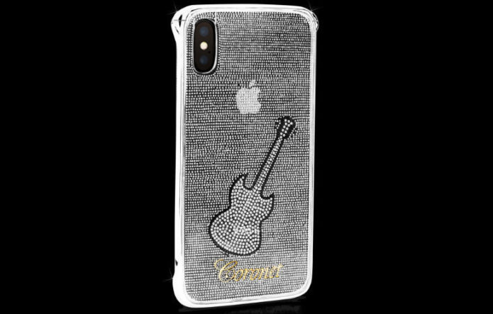 Самое большое количество бриллиантов на чехле для мобильного телефона