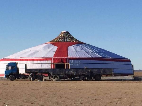 Самая большая юрта